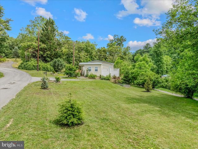 32 SHERRILL, Berkeley Springs, WV 25411
