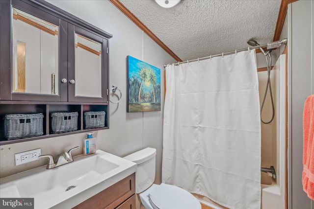 32 SHERRILL, Berkeley Springs, WV 25411