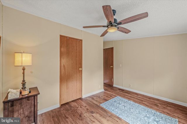 32 SHERRILL, Berkeley Springs, WV 25411