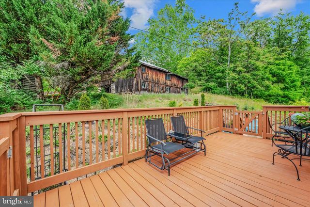 32 SHERRILL, Berkeley Springs, WV 25411