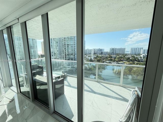 330 Sunny Isles Blvd 5-1008, Sunny Isles Beach, FL 33160