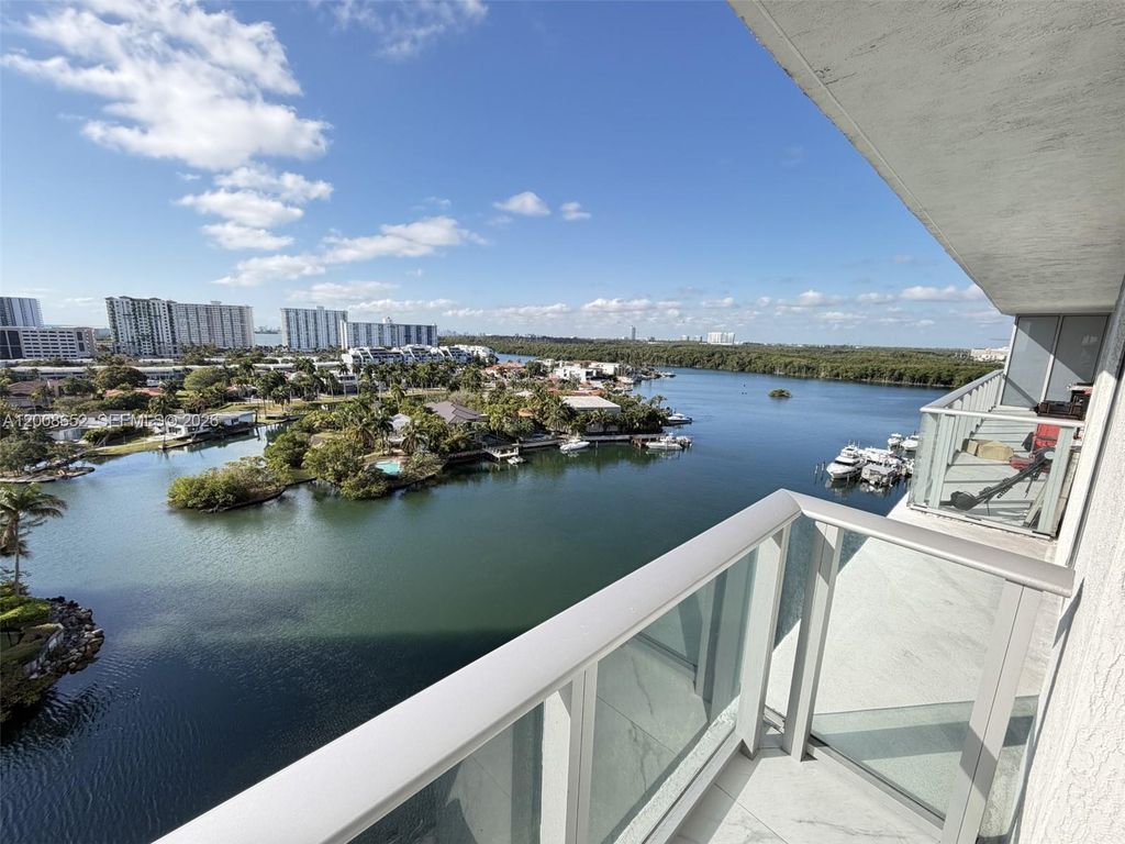 330 Sunny Isles Blvd 5-1008, Sunny Isles Beach, FL 33160