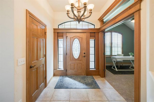 10681 NW 107th Street, Yukon, OK 73099