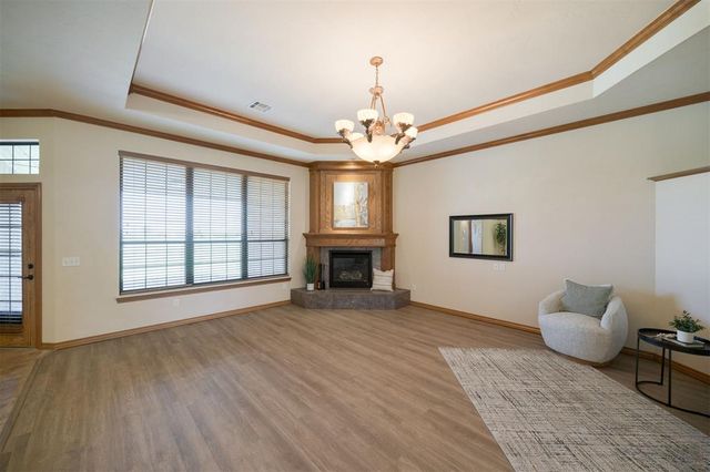 10681 NW 107th Street, Yukon, OK 73099