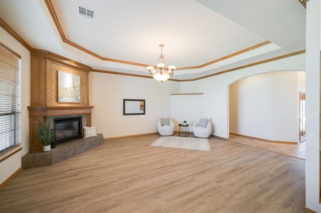 10681 NW 107th Street, Yukon, OK 73099