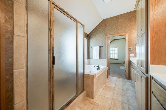 10681 NW 107th Street, Yukon, OK 73099