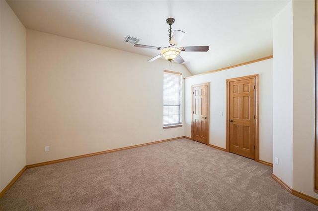 10681 NW 107th Street, Yukon, OK 73099