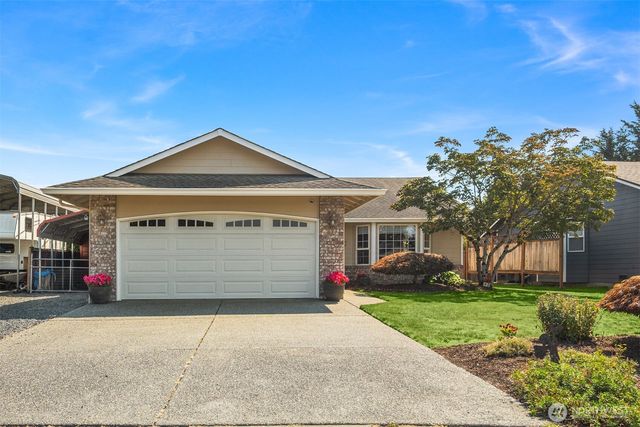 8215 49th Avenue NE, Marysville, WA 98270