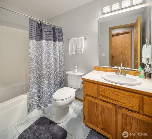 8215 49th Avenue NE, Marysville, WA 98270