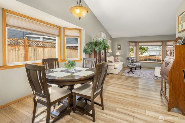 8215 49th Avenue NE, Marysville, WA 98270