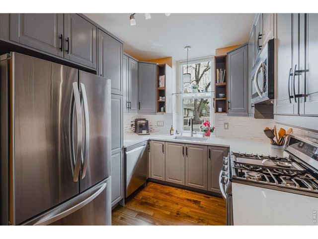 394 W Lucerne Dr, Lafayette, CO 80026