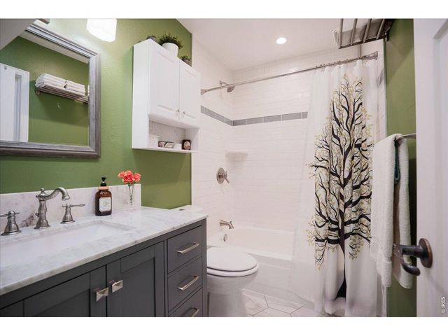 394 W Lucerne Dr, Lafayette, CO 80026