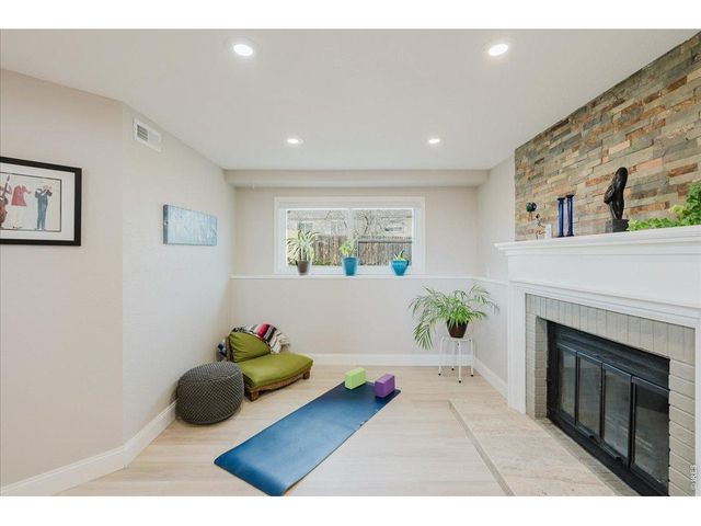 394 W Lucerne Dr, Lafayette, CO 80026