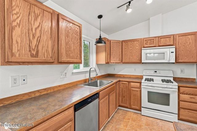 6921 W Gruening Place, Wasilla, AK 99623