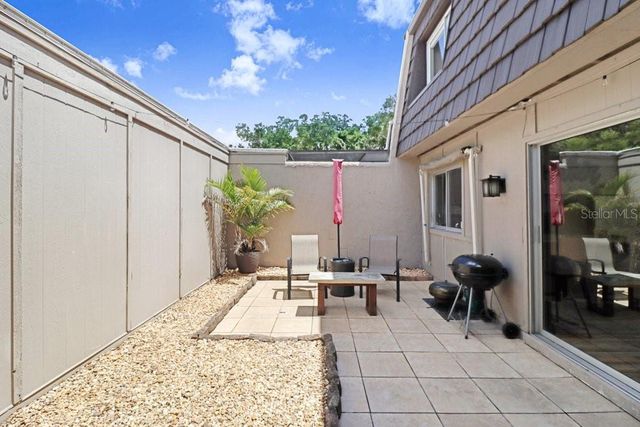 3712 CARROLLBROOK ROAD 3712, Tampa, FL 33618