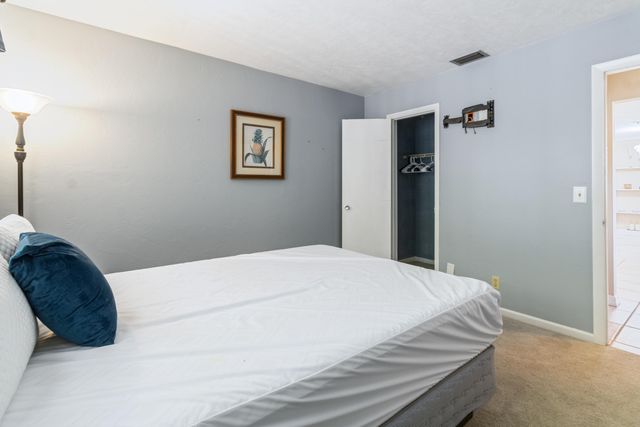 2258 Palmetto Road, West Palm Beach, FL 33406