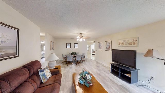 8592 SW 91ST STREET E, Ocala, FL 34481