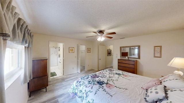 8592 SW 91ST STREET E, Ocala, FL 34481