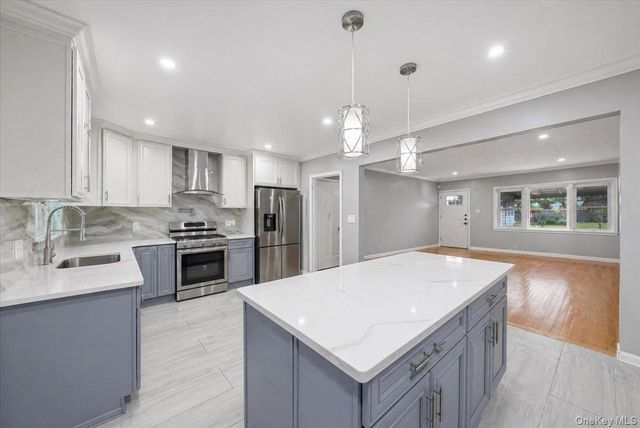 3410 Kingsland Avenue, Bronx, NY 10469