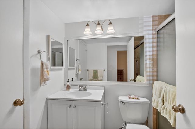 342 Pine Ridge Circle D-1, Greenacres, FL 33463