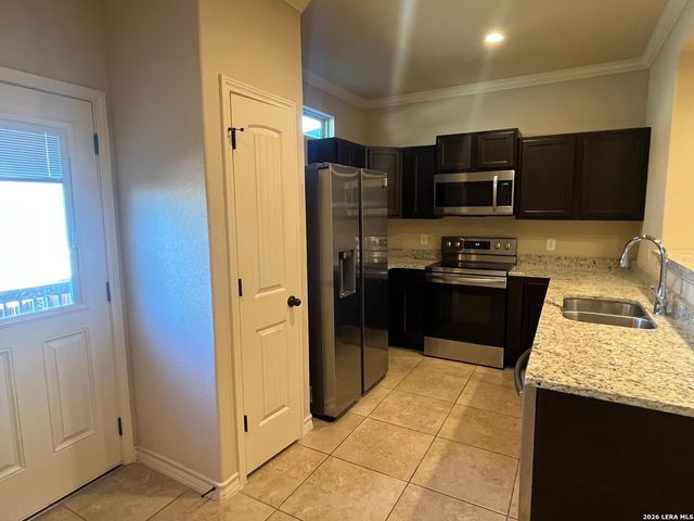 6407 Marcel Way Unit 102, San Antonio, TX 78233