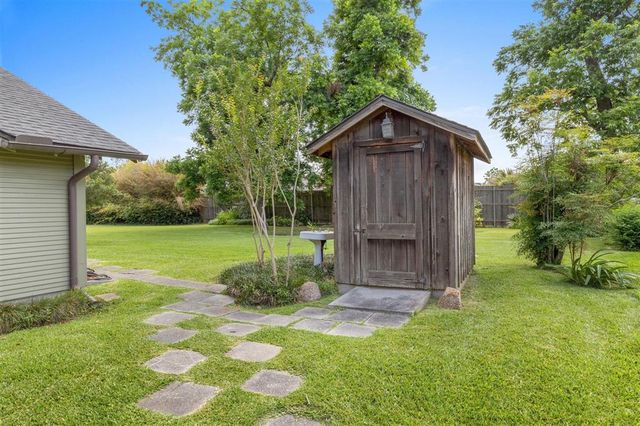 1520 Enterprise Boulevard, Lake Charles, LA 70601