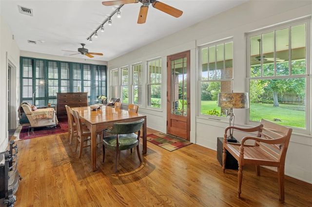 1520 Enterprise Boulevard, Lake Charles, LA 70601