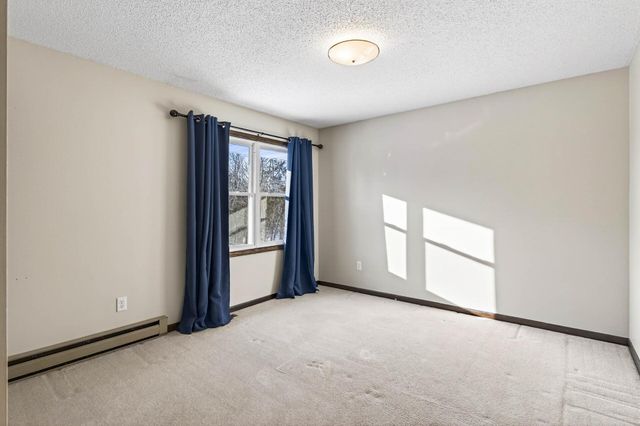 3610 211th Lane NW, Oak Grove, MN 55303