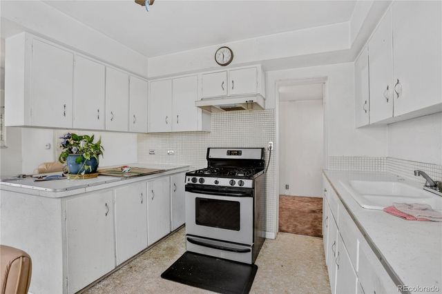 3441 W 38th Avenue, Denver, CO 80211
