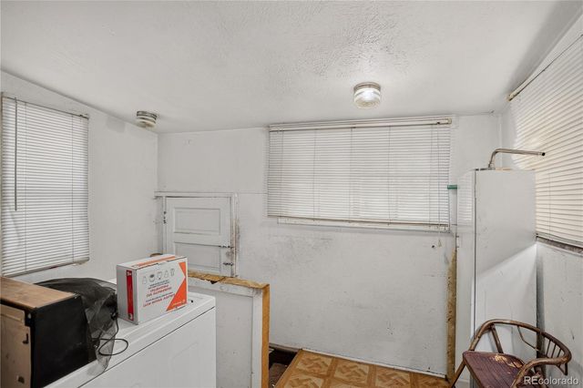 3441 W 38th Avenue, Denver, CO 80211