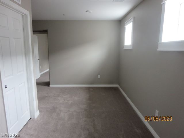 1012 Huckburn Avenue, Henderson, NV 89015