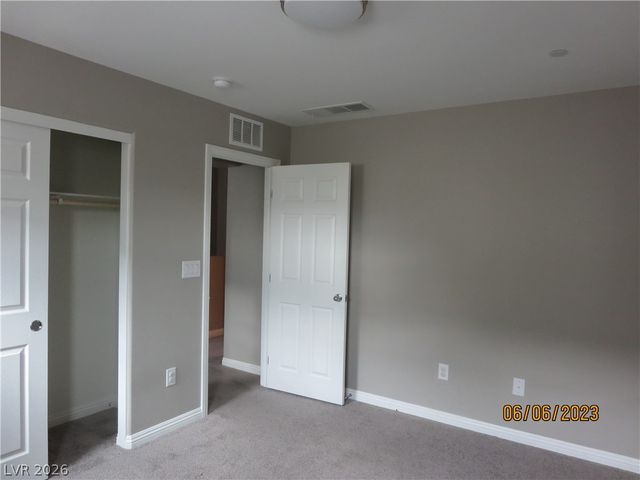 1012 Huckburn Avenue, Henderson, NV 89015