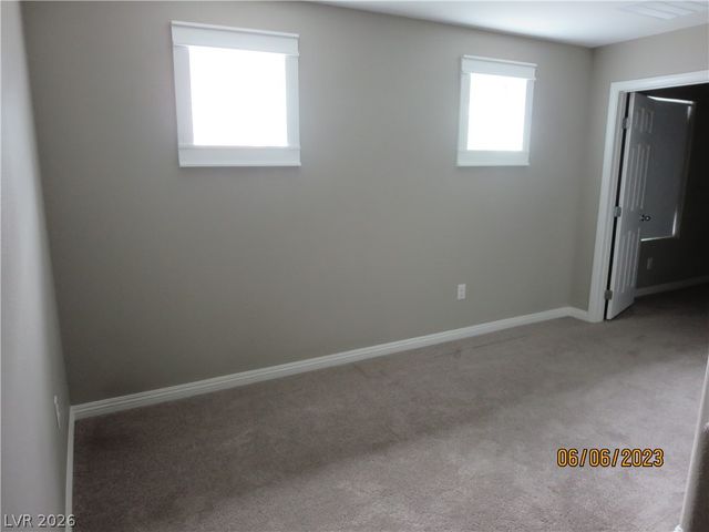 1012 Huckburn Avenue, Henderson, NV 89015