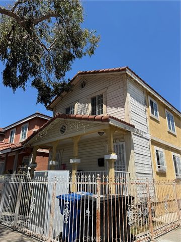 7688 S Main Street, Los Angeles, CA 90003