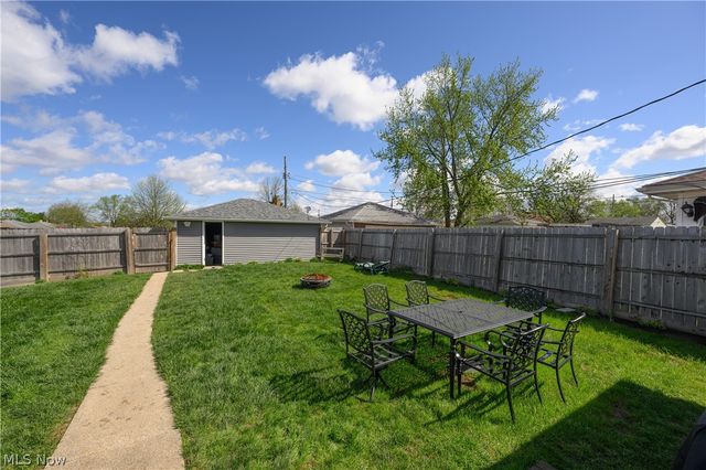 9596 Reichert Road, Parma, OH 44130