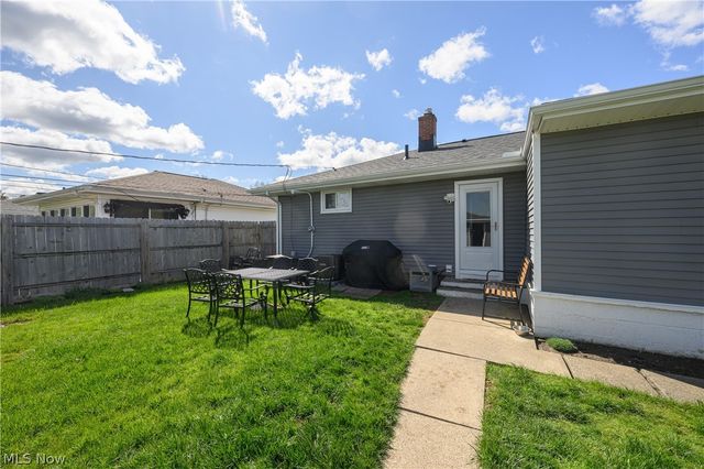 9596 Reichert Road, Parma, OH 44130