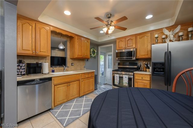 9596 Reichert Road, Parma, OH 44130