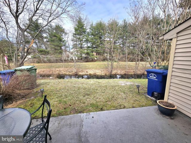 21 WATERVIEW CT, Marlton, NJ 08053