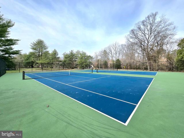 21 WATERVIEW CT, Marlton, NJ 08053