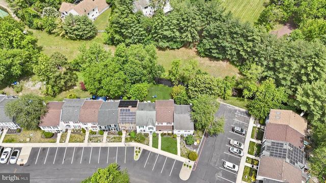 21 WATERVIEW CT, Marlton, NJ 08053