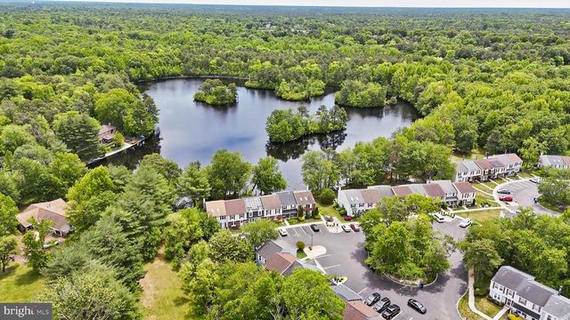 21 WATERVIEW CT, Marlton, NJ 08053