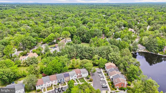 21 WATERVIEW CT, Marlton, NJ 08053