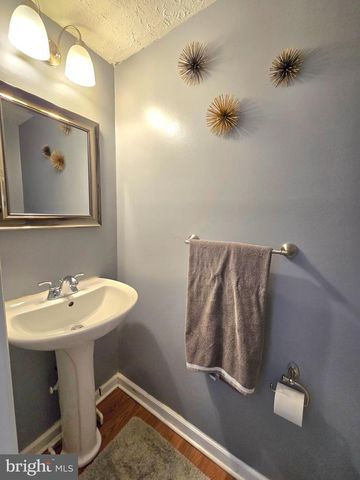 21 WATERVIEW CT, Marlton, NJ 08053