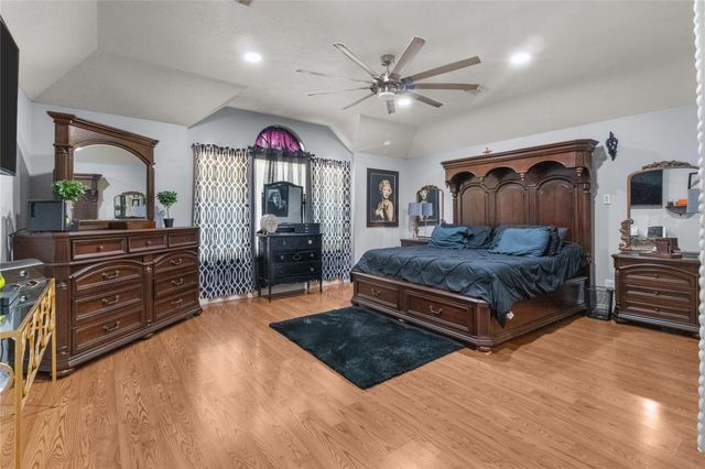 1011 Iowa Street, South Houston, TX 77587