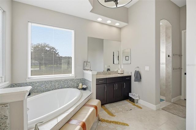 55 NEW WATER OAK DRIVE, Palm Coast, FL 32137