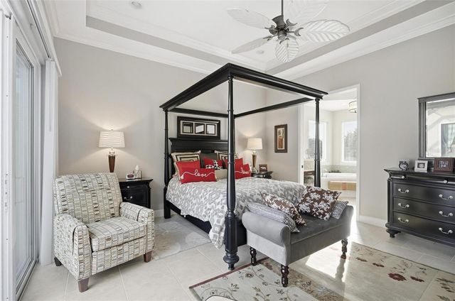 55 NEW WATER OAK DRIVE, Palm Coast, FL 32137