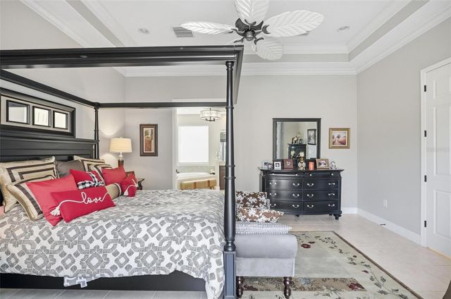 55 NEW WATER OAK DRIVE, Palm Coast, FL 32137