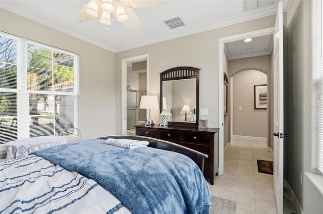 55 NEW WATER OAK DRIVE, Palm Coast, FL 32137