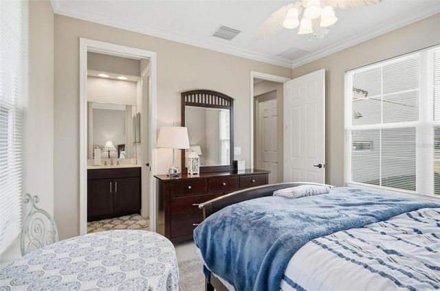 55 NEW WATER OAK DRIVE, Palm Coast, FL 32137