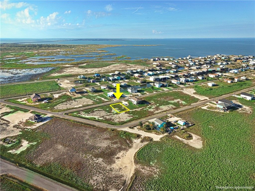 243 Sailfish Dr, Rockport, TX 78382 — photo 4